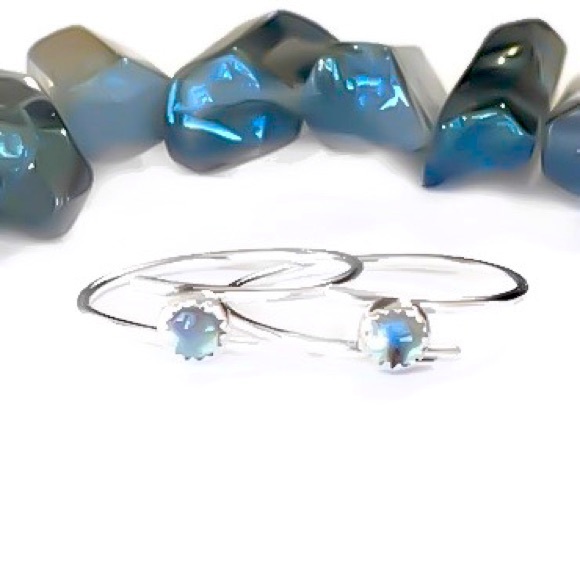 925 Sterling Silver 4mm Labradorite Bypass Ring - Picture 10 of 14